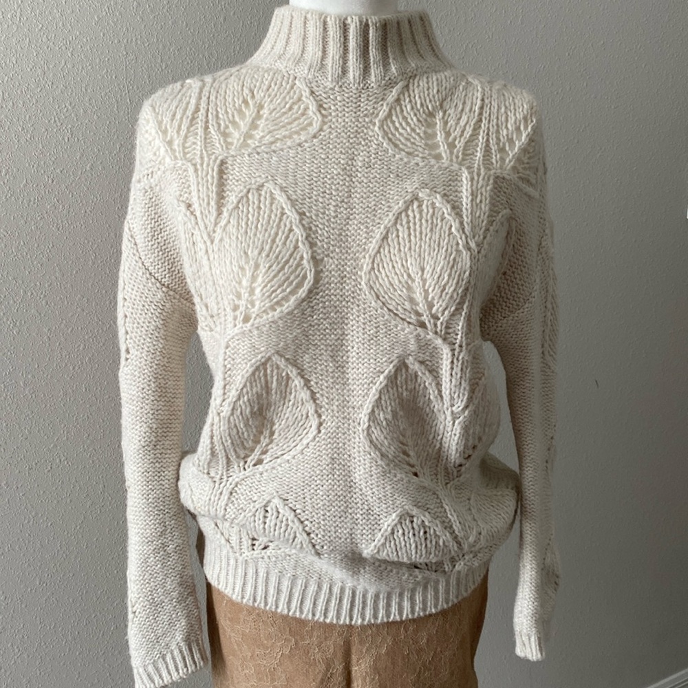 Massimo Ditti stunning wool sweater size Smalll